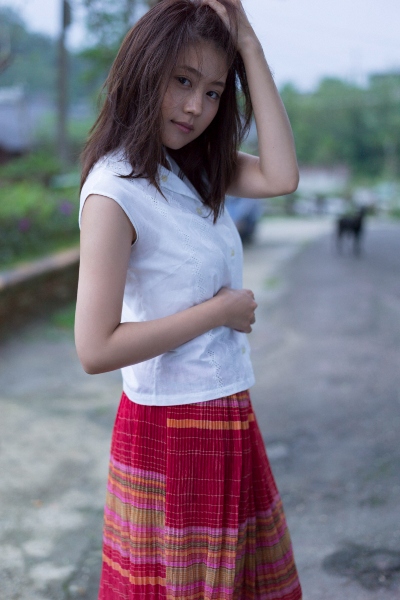 飞向别人的床原唱播放